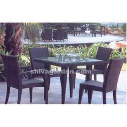 Outdoor Dining Set For Hotels in Delhi